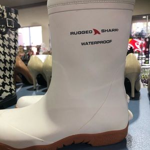 White Waterproof Deck boots never been worn